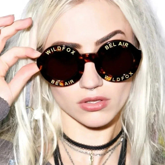 Wildfox Bel Air Frame | Tokyo Tortoise Round Sunglasses with Case MSRP 179 BNIB - Picture 7 of 16